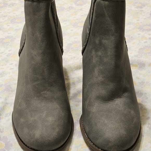 New Maurices gray Wedge heel boot size 10 - Picture 3 of 6